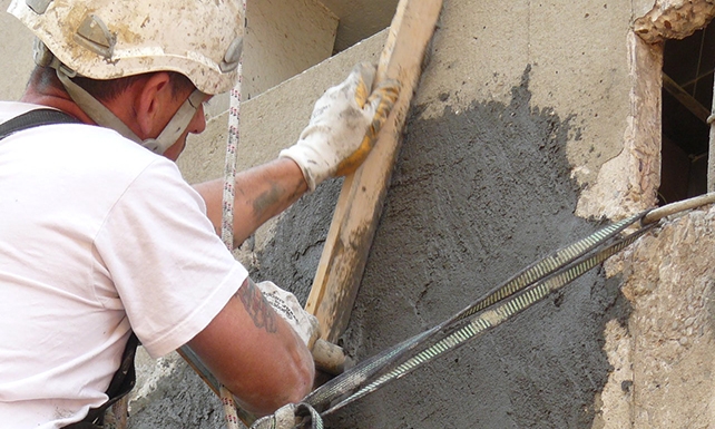 Rehabilitación de fachadas en calle Felipe de Paz (Barcelona)